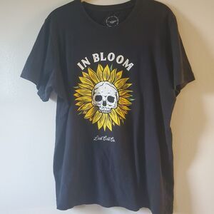 Last Call Co Shirt Men's Medium Black In Bloom Skull Graphic Tee Short Sleeve